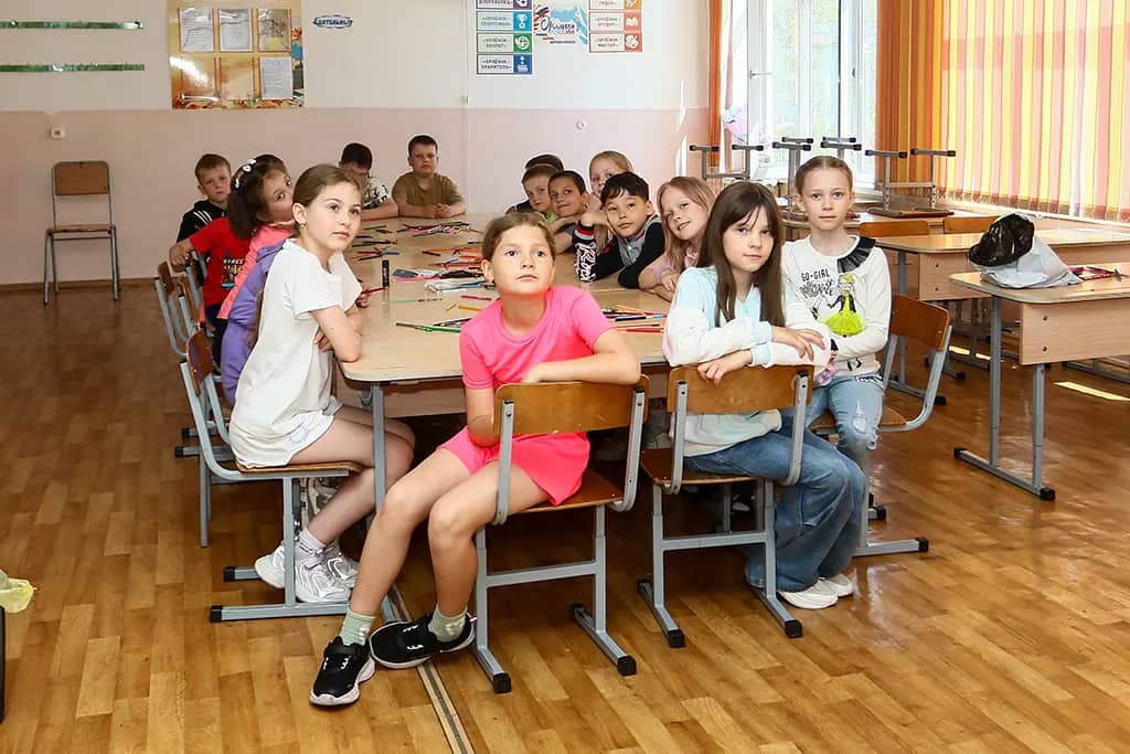 Лагерь «Мечтатели» в школе №7 Находки открыл первую смену для 300 детей