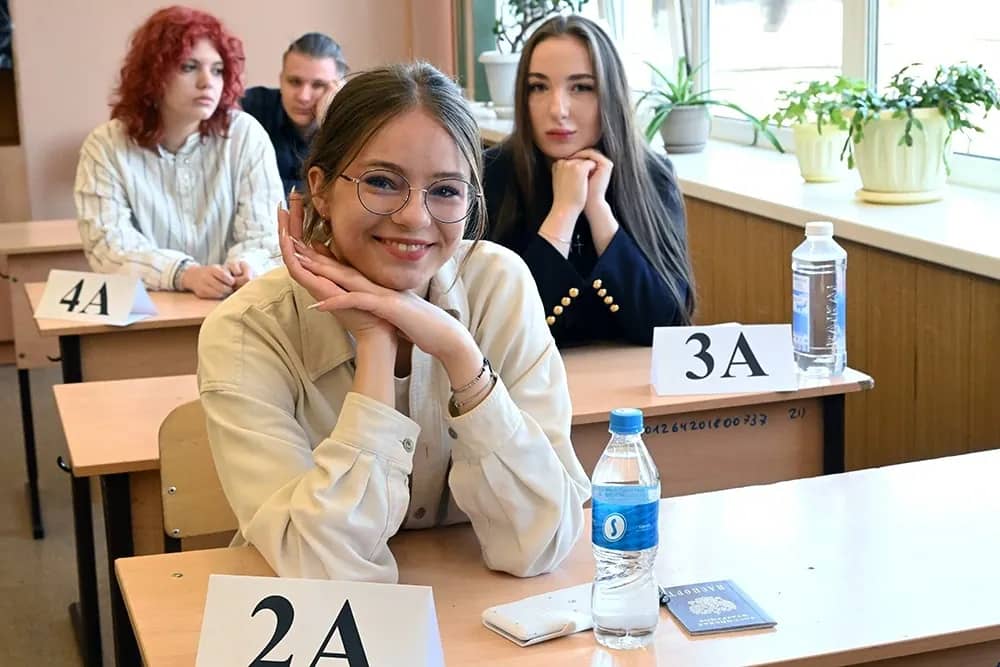 Шесть стобалльников и 238 высокобалльников: итоги ЕГЭ-2026 в Находке