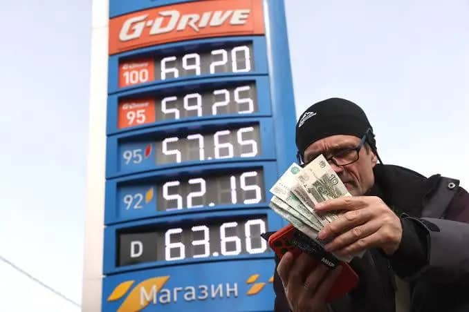 Приморье стало лидером ДФО по росту цен на бензин
